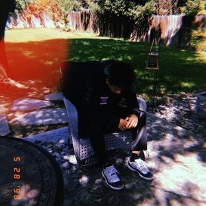 Meet your Posher, Julian